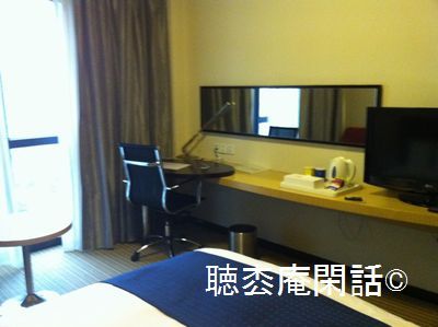 HOLIDAY INN EXPRESS PUTUO SHANGHAI(上海綠地普陀快捷假日酒店
